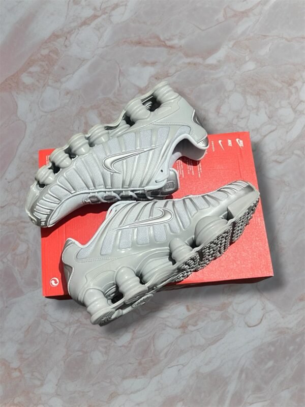 Nike Shox TL | Unisex