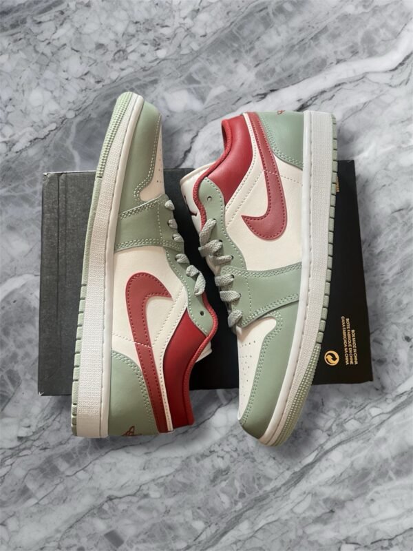 Nike Air Jordan 1 Low