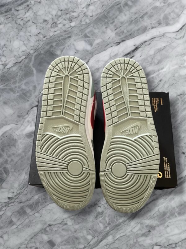 Nike Air Jordan 1 Low