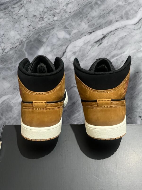 photoroom_20260603_110140-pm Nike Air Jordan 1 Mid | Special Edition